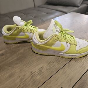 Nike Kids Sneakers - White and Lime